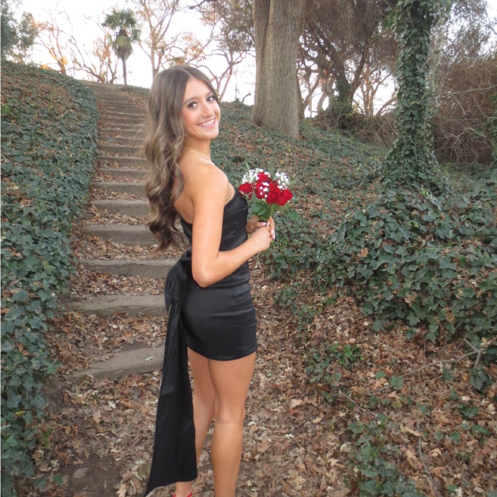 Strapless Black formal dress with bow